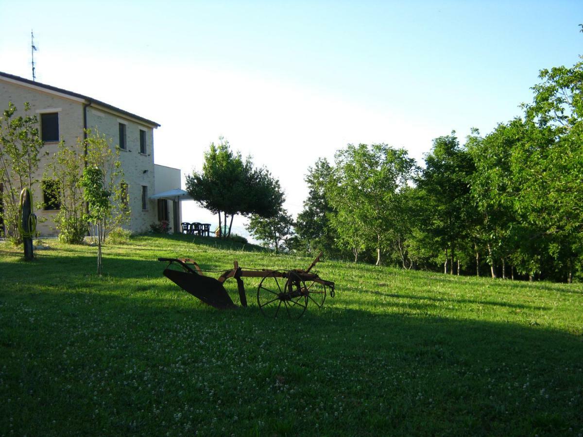 Bb Fonterrante Apartment Monterubbiano Luaran gambar